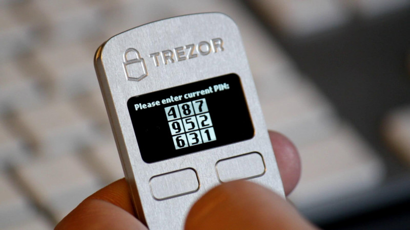 Entering PIN with TREZOR protects against keyloggers